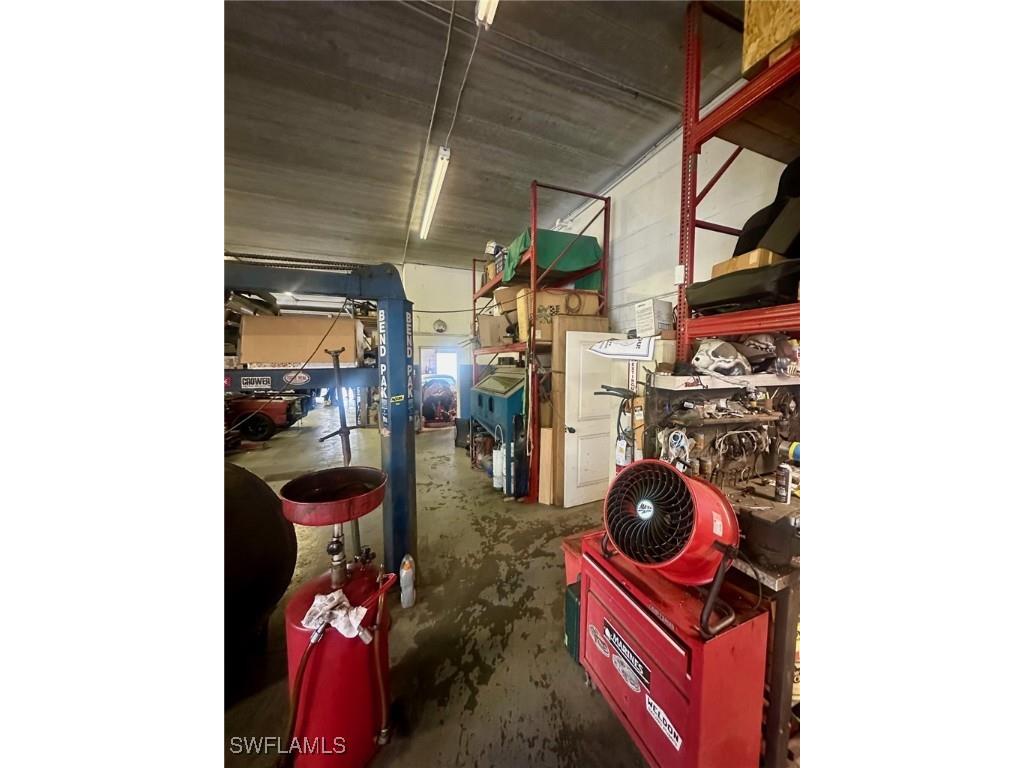 1002 SE 9th Street Cape Coral FL 33990 225048885 image35