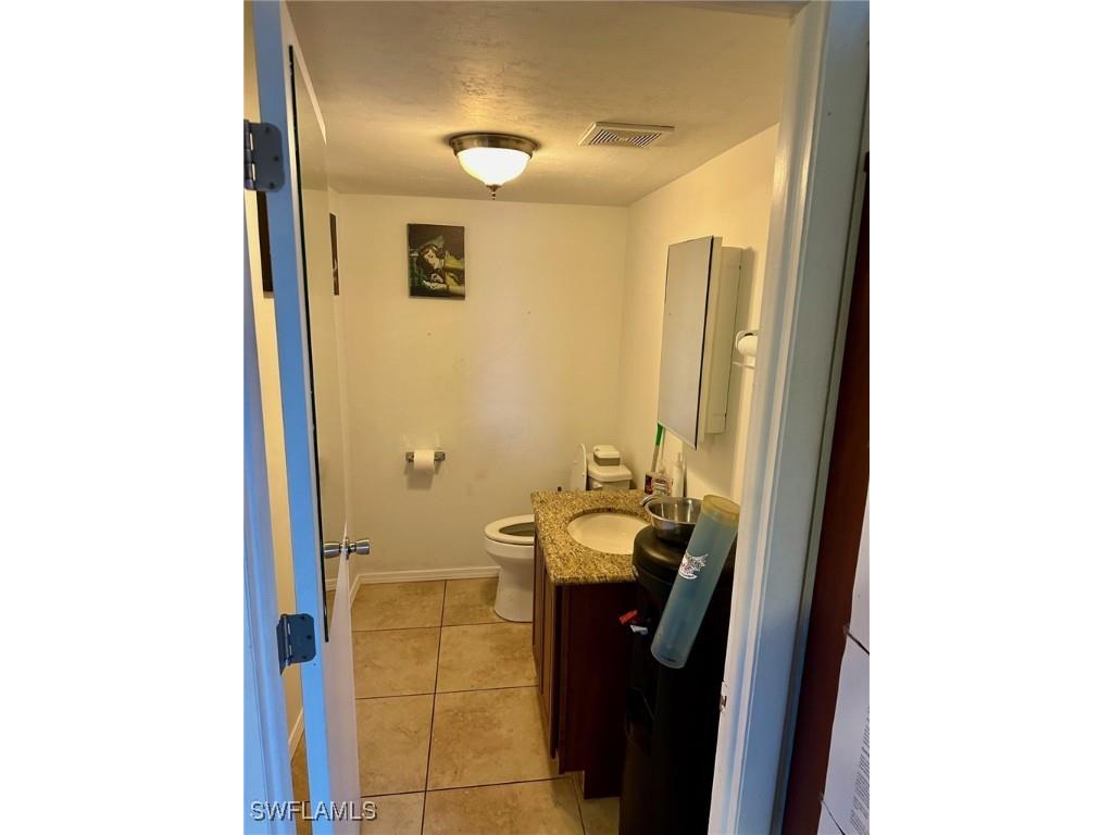 1002 SE 9th Street Cape Coral FL 33990 225048885 image6