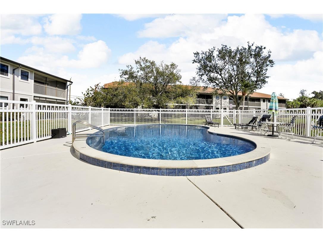 10022 Oxfordshire Lane #206 Fort Myers FL 33908 225022550 image2