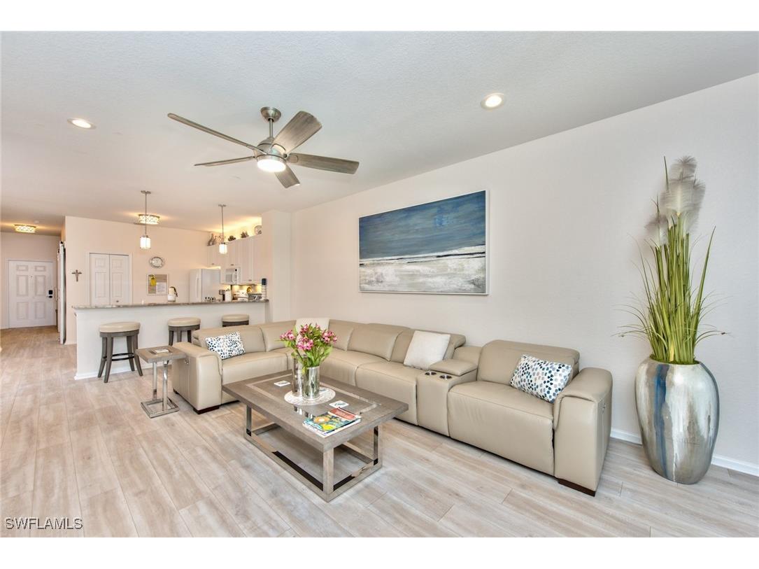 10045 Heather Lane #2-204 Naples FL 34119 225037364 image1