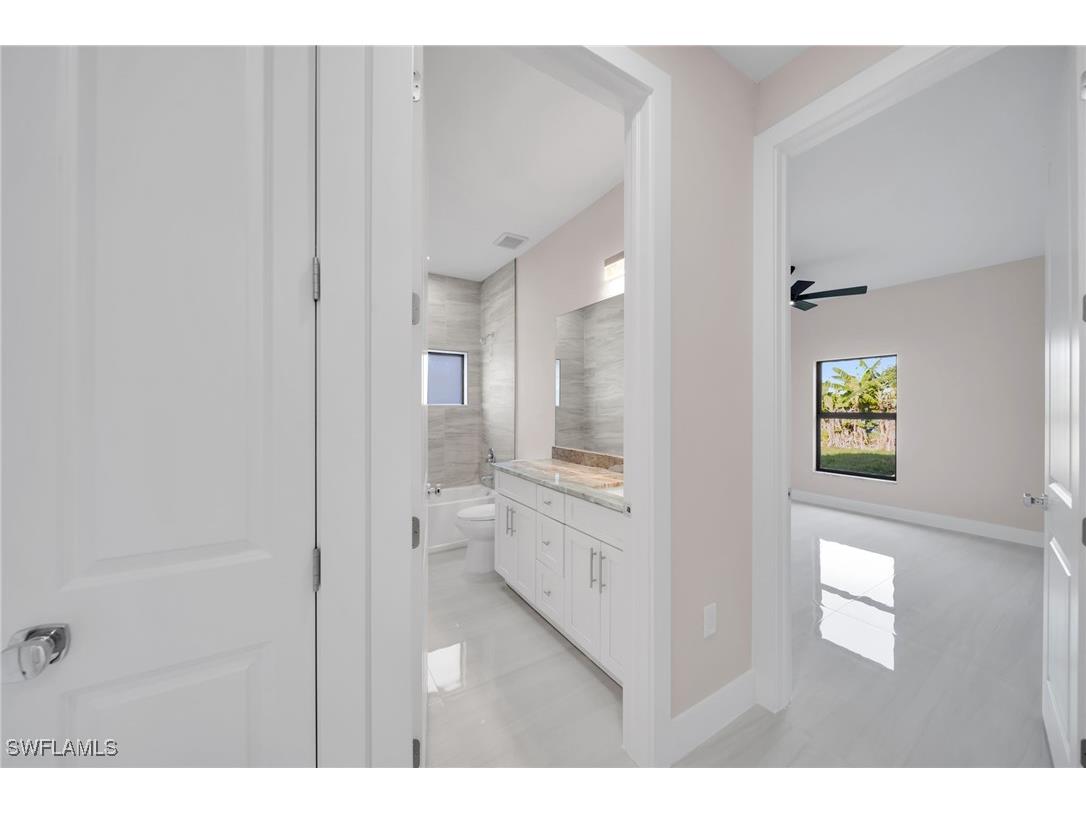 1006 SW 6th Avenue Cape Coral FL 33991 225041626 image21