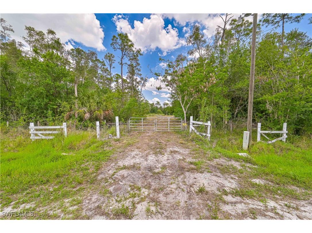 10061 Deal Road North Fort Myers FL 33917 225049863 image5