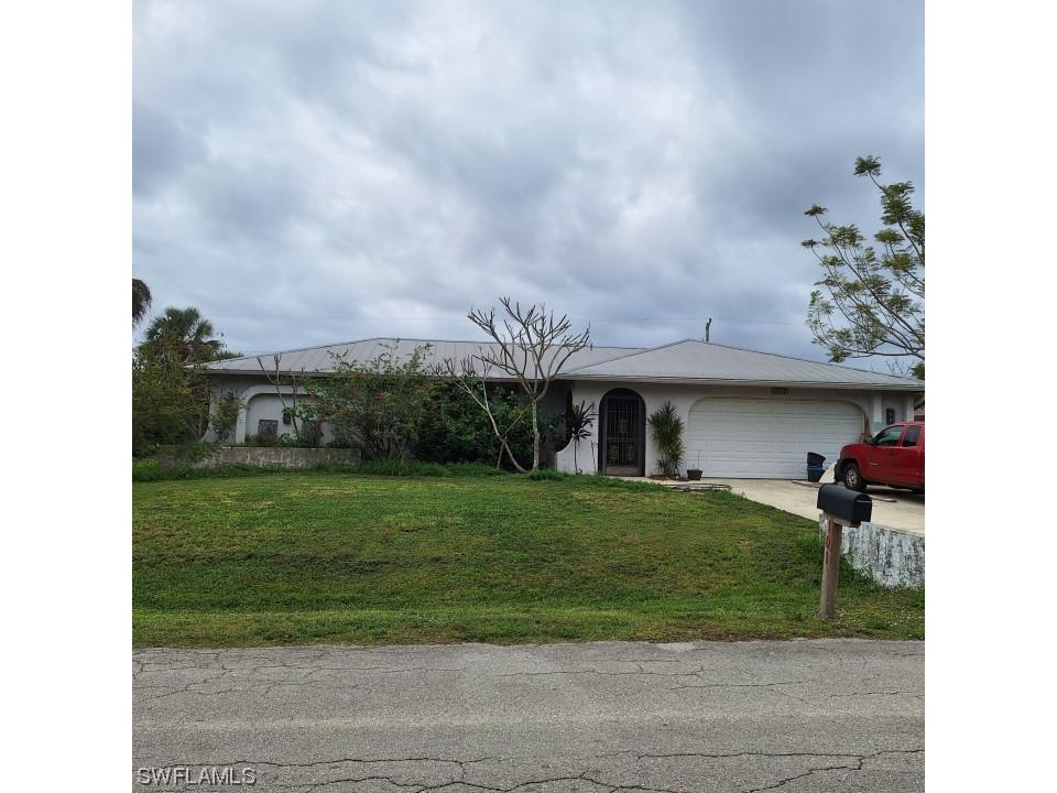 101 Edward Avenue Lehigh Acres FL 33936 224004271 image1