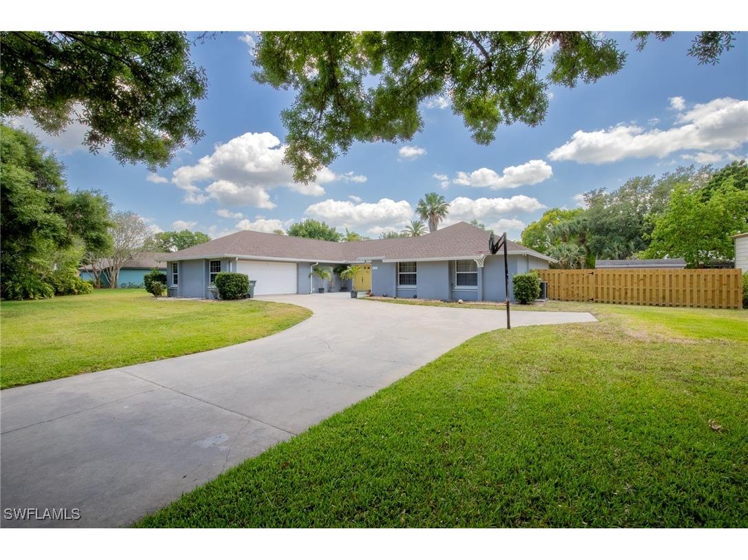 1012 Ponce De Leon Avenue Clewiston FL 33440 225038559 image1