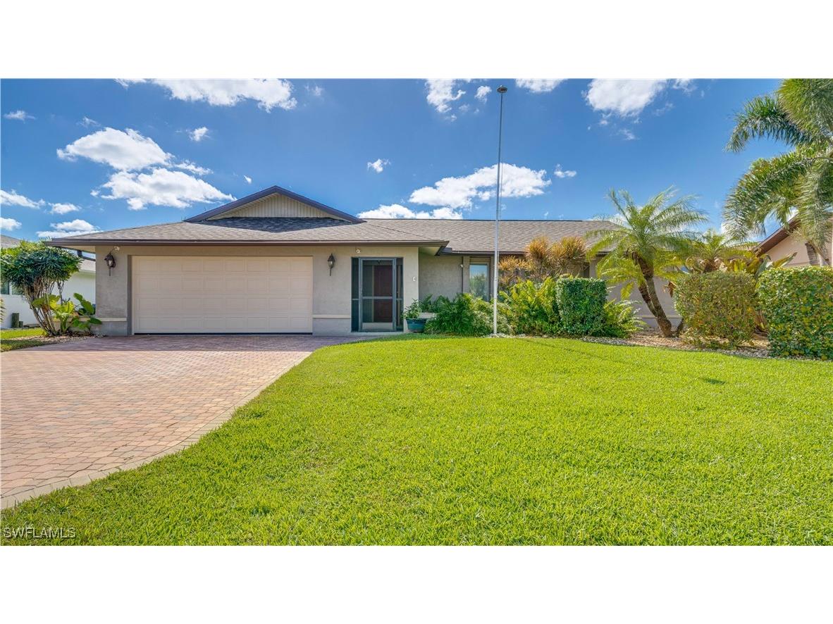 1018 SE 22nd Street Cape Coral FL 33990 225017953 image1