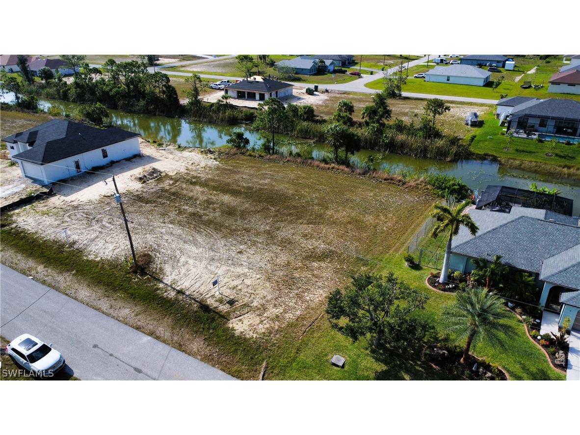 1019 NE 34th Terrace Cape Coral FL 33909 224043971 image5