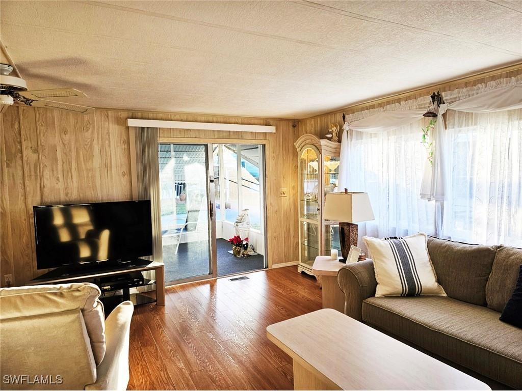 102 Poinsettia Drive Fort Myers FL 33905 225045216 image12