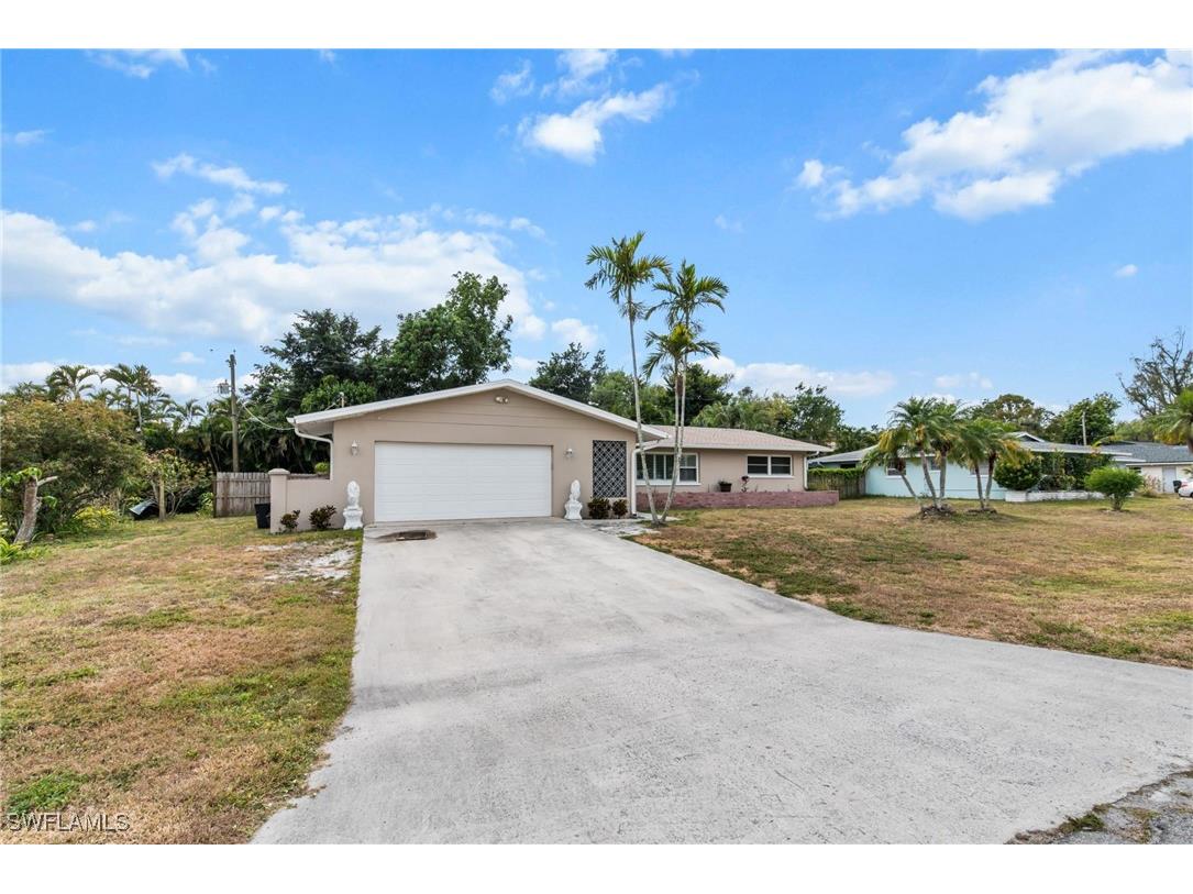 1020 Sumica Drive Fort Myers FL 33919 225029419 image1