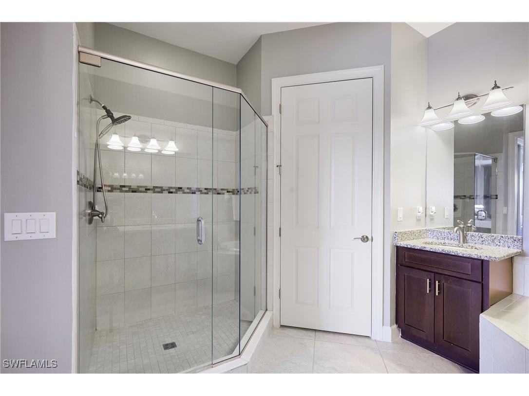 10230 Glastonbury Circle #202 Fort Myers FL 33913 225044897 image15