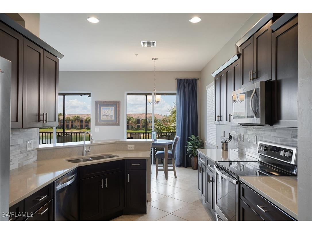 10230 Glastonbury Circle #202 Fort Myers FL 33913 225044897 image7