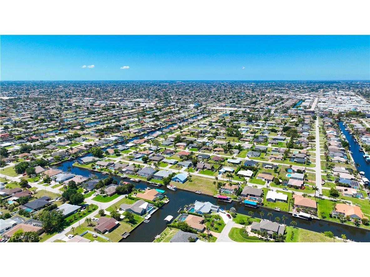 1025 SE 20th Avenue Cape Coral FL 33990 224039837 image9