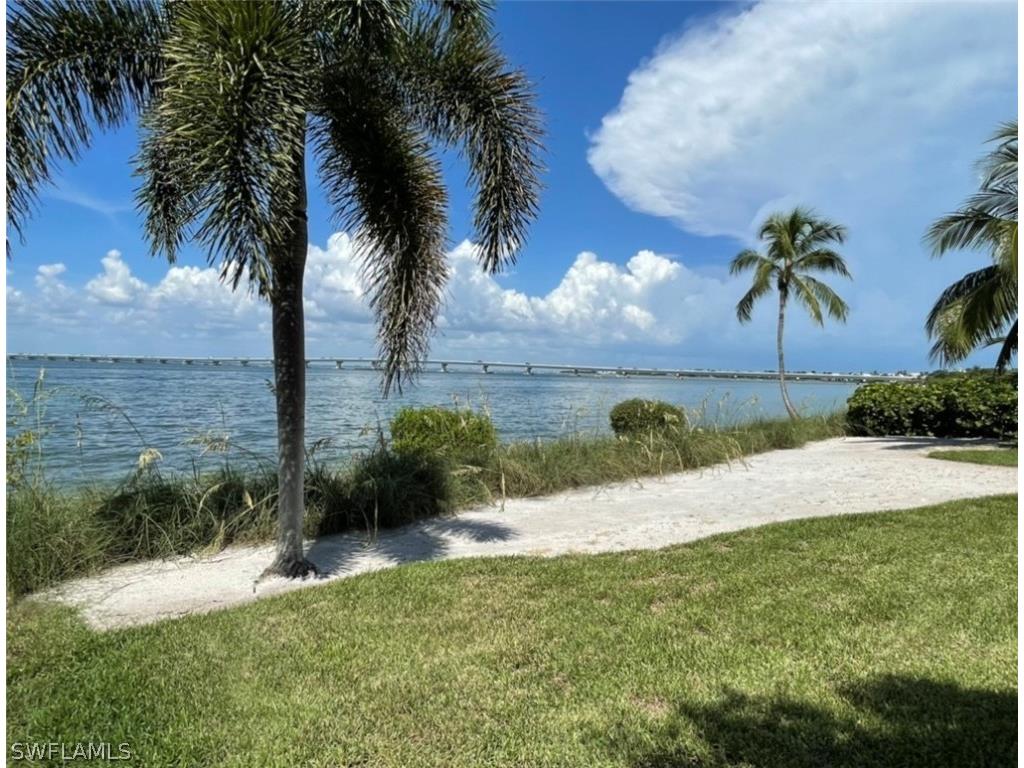 1028 Bayview Drive Sanibel FL 33957 222090031 image3