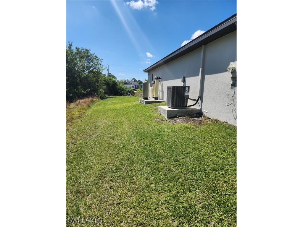 1028 NE 36th Lane Cape Coral FL 33909 225028211 image38