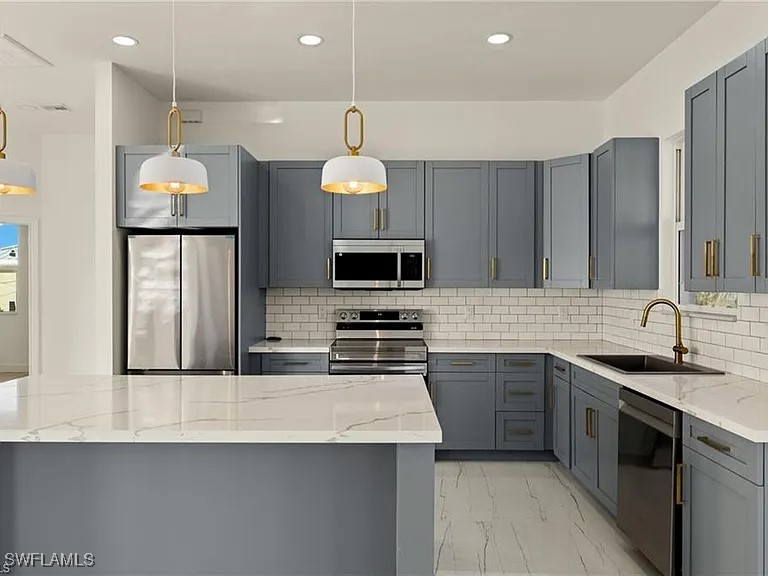 103 NW 9th Street Cape Coral FL 33993 225023607 image10