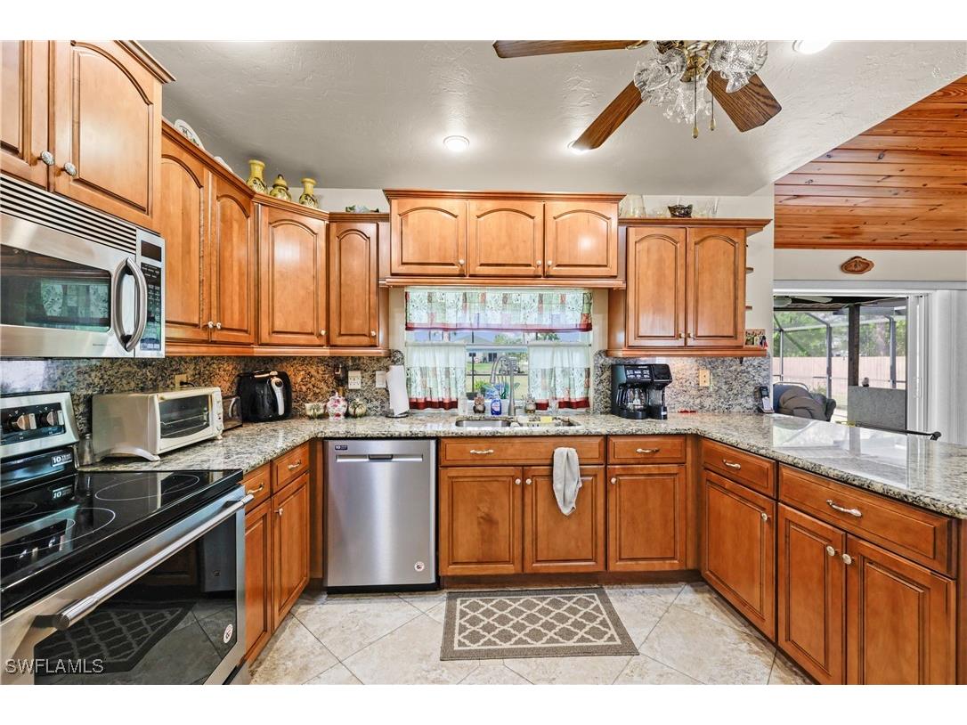 103 Robert Avenue Lehigh Acres FL 33936 225016457 image7