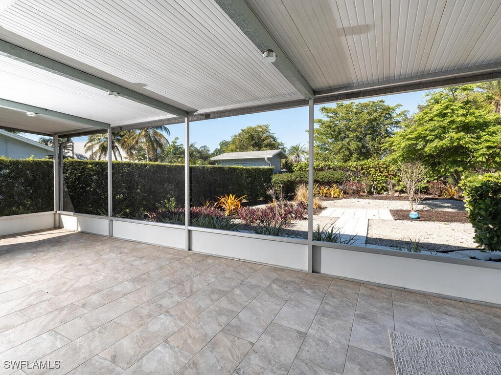 1036 Lake Shore Court Naples FL 34103 225026574 image13