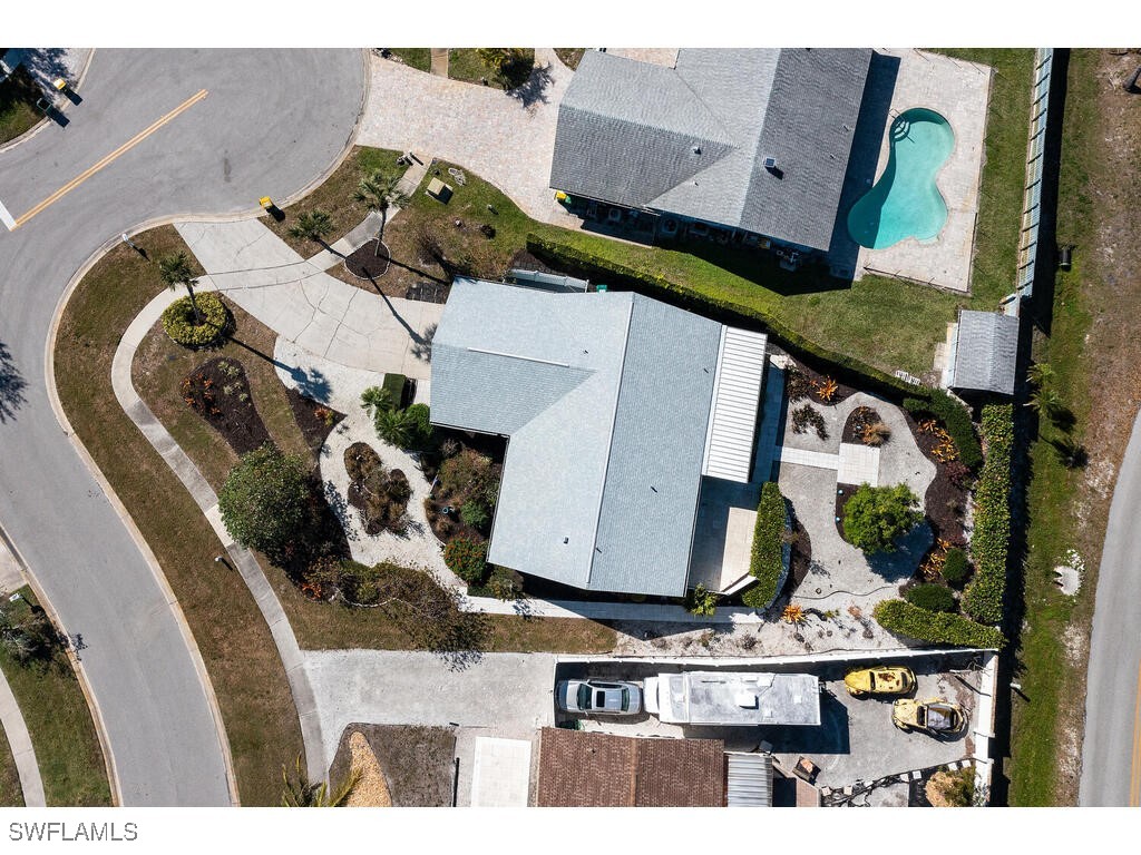 1036 Lake Shore Court Naples FL 34103 225026574 image3