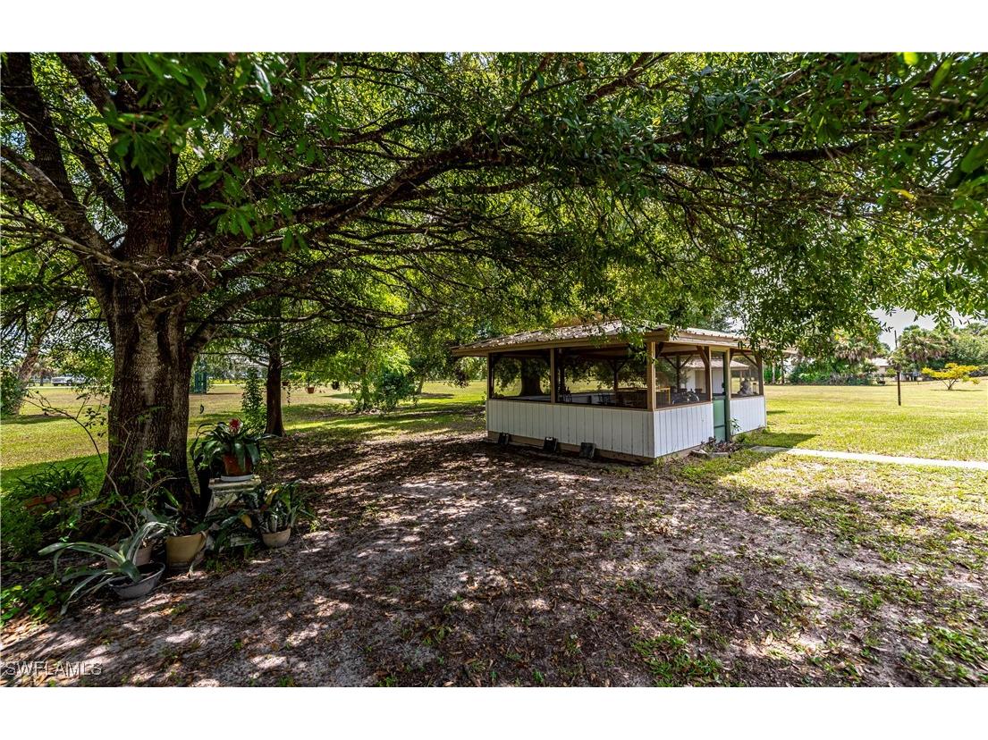 1038 Seminole Circle Moore Haven FL 33471 225006954 image20