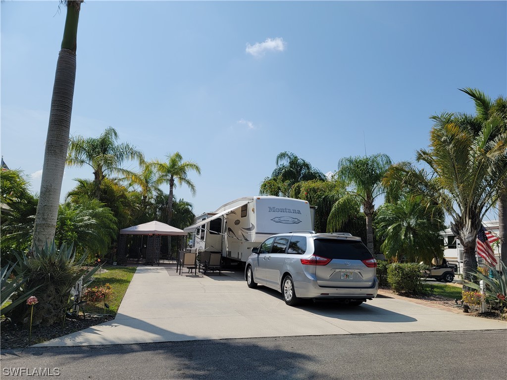 10417 Nightwood Drive Fort Myers FL 33905 223018451 image1