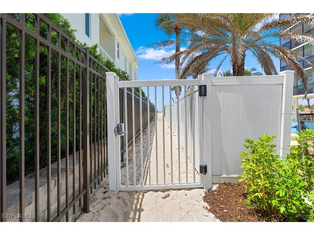 10420 Gulf Shore Drive #132 Naples FL 34108 225041036 image12