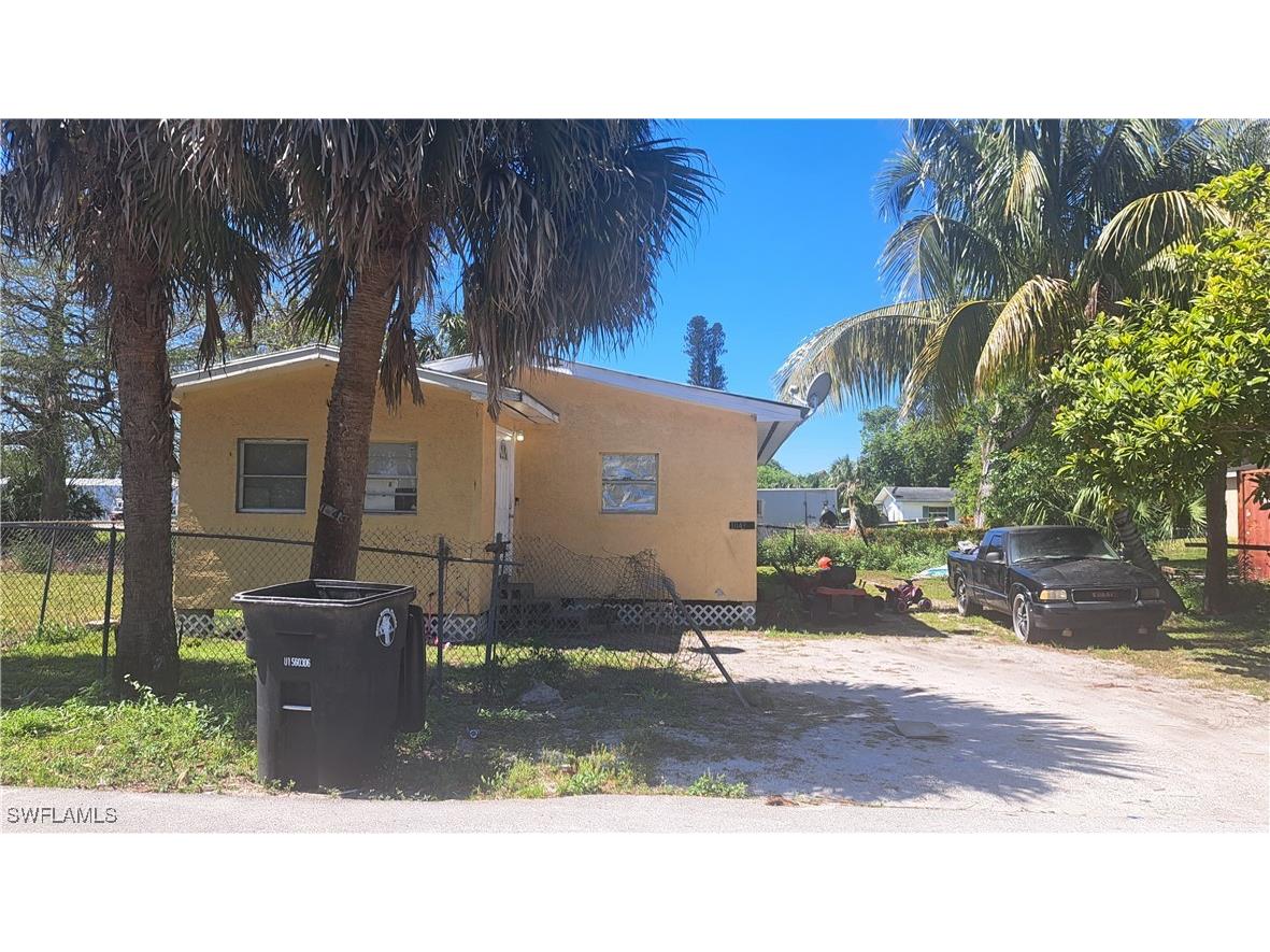 1043 Lee Street Moore Haven FL 33471 225025350 image1