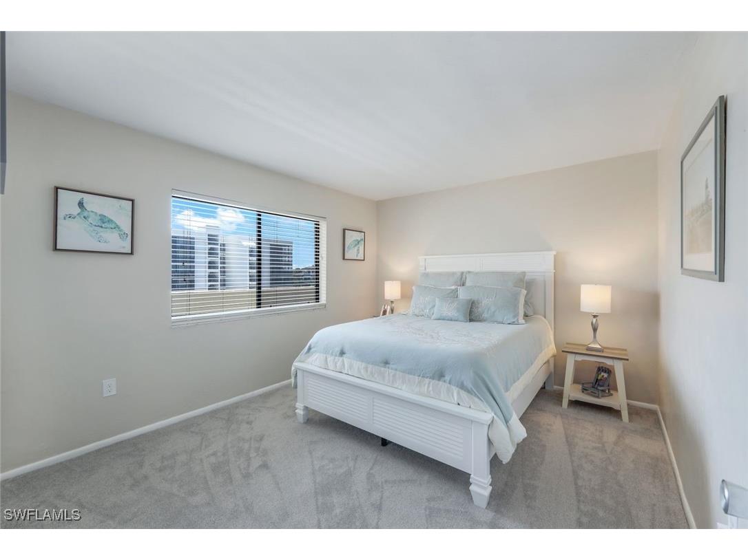 10475 Gulfshore Drive #142 Naples FL 34108 225049673 image12