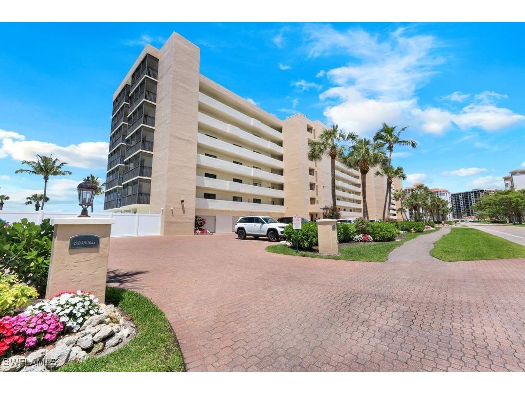 10475 Gulfshore Drive #142 Naples FL 34108 225049673 image14