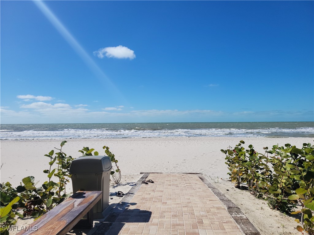 10475 Gulf Shore Drive #124 Naples FL 34108 225000044 image4