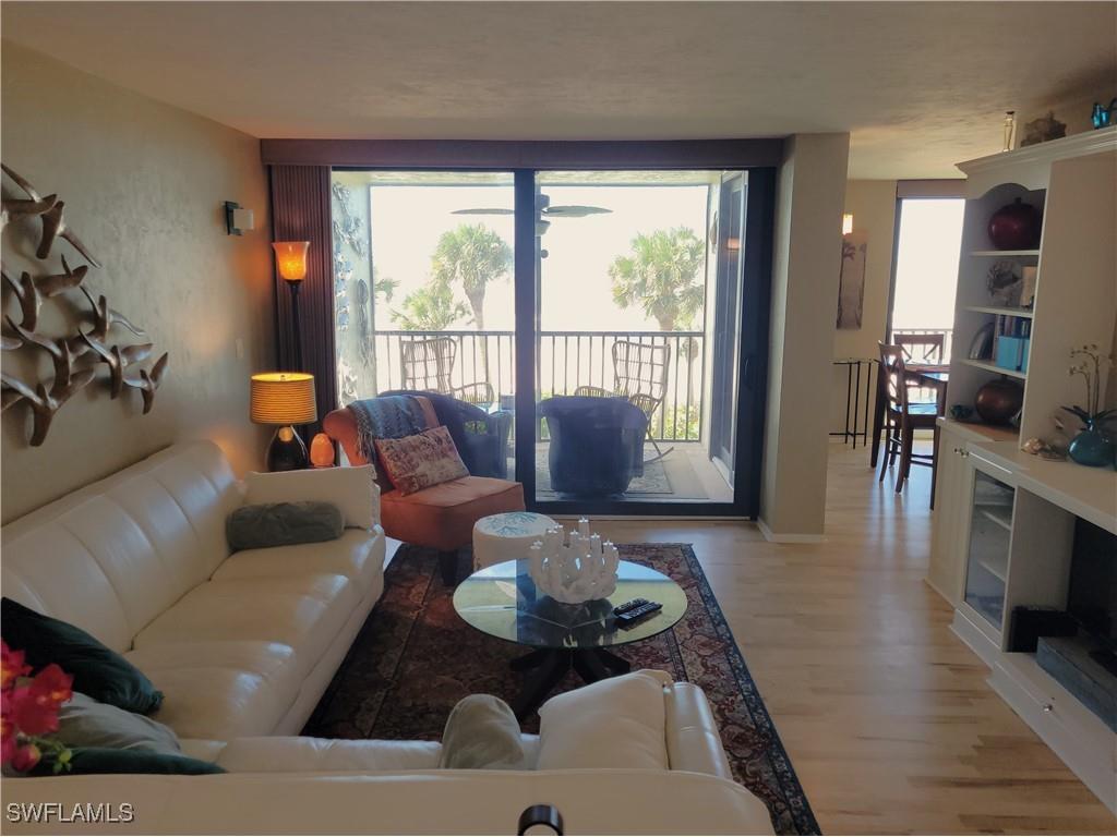 10475 Gulf Shore Drive #124 Naples FL 34108 225000044 image8