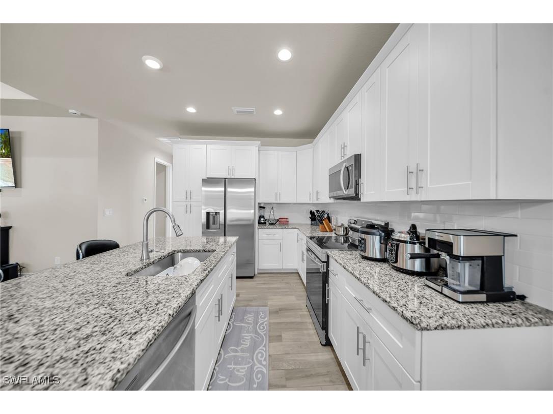 1049 Canoe Court Labelle FL 33935 225041489 image17