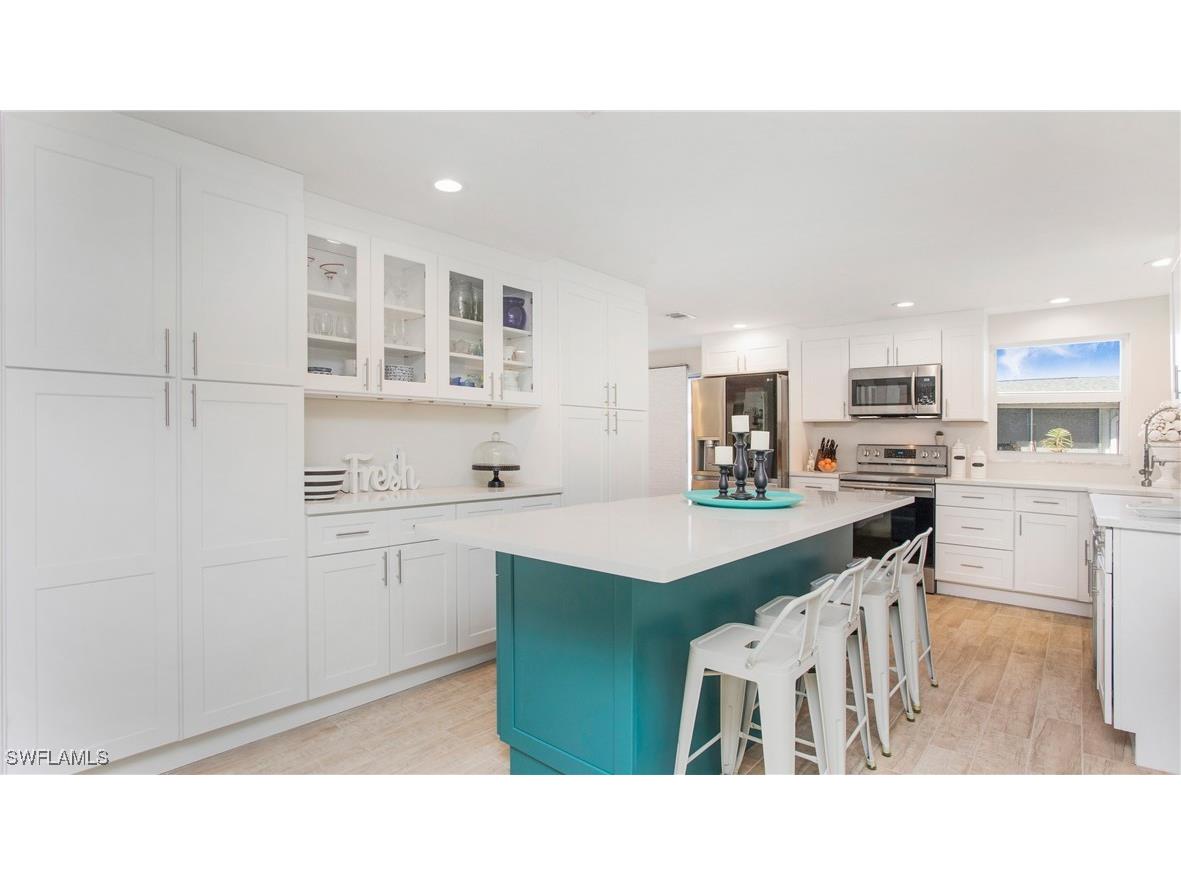 1049 El Rio Avenue Fort Myers FL 33919 225027264 image1