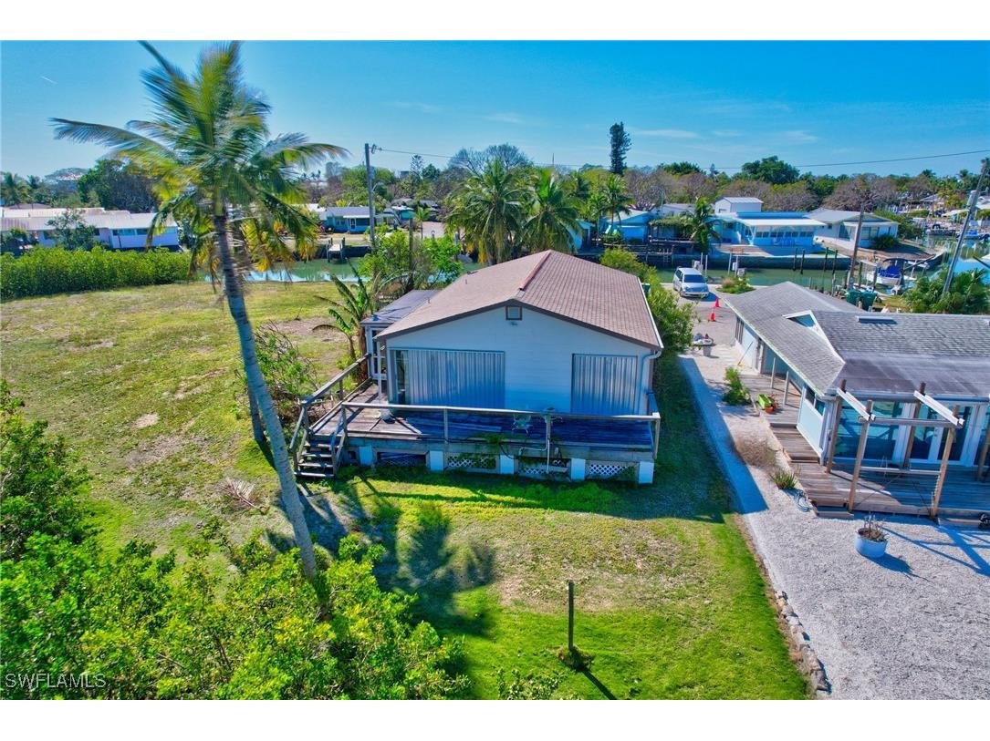 105 Bayshore Way Goodland FL 34140 225012146 image5