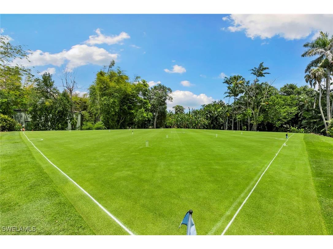 105 Wilderness Drive #B105 Naples FL 34105 225042132 image28