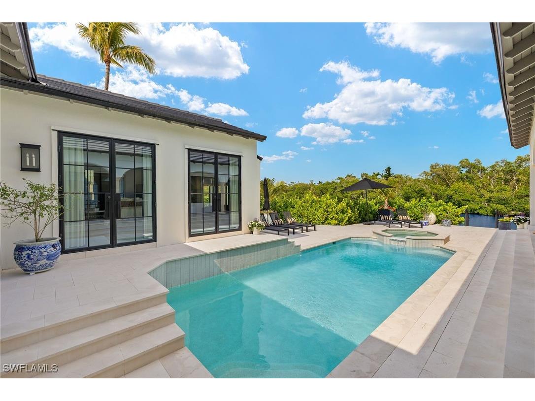 1051 Sumica Drive Fort Myers FL 33919 225041580 image1