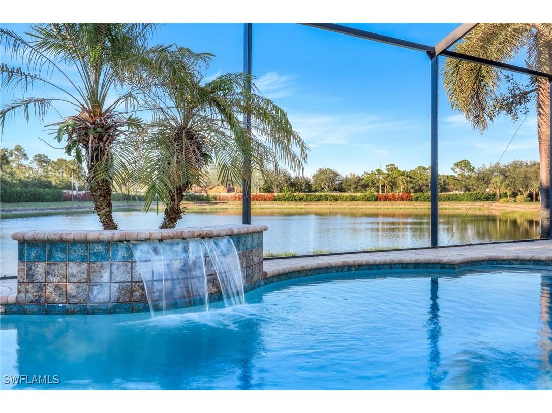 10555 Yorkstone Drive Bonita Springs FL 34135 225005470 image1