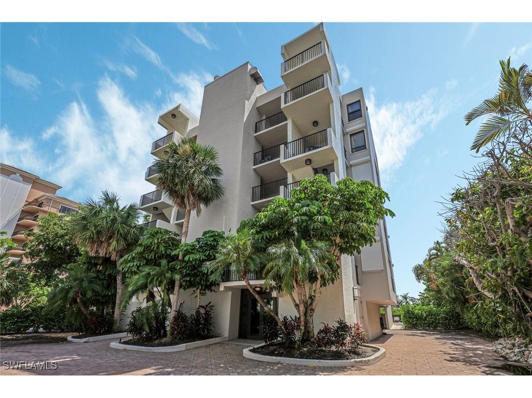 10562 Gulf Shore Drive #202 Naples FL 34108 225054337 image1