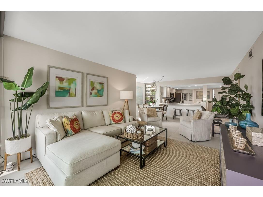 10562 Gulf Shore Drive #202 Naples FL 34108 225054337 image4