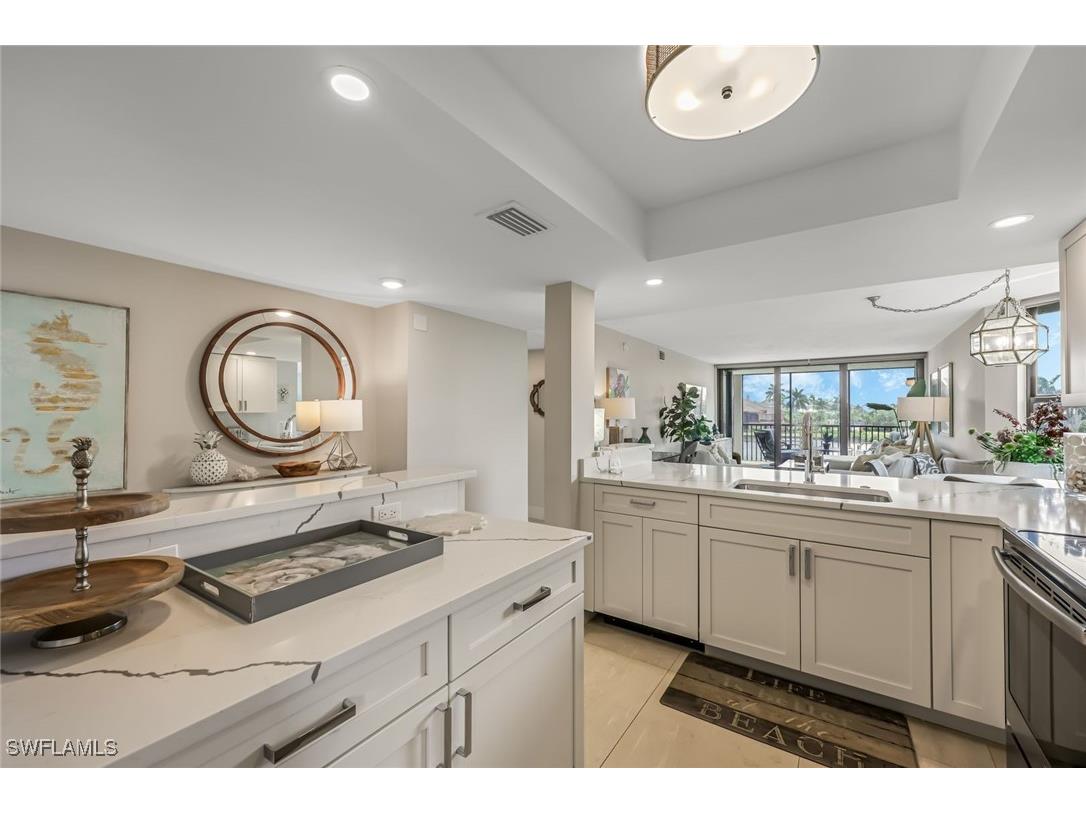 10562 Gulf Shore Drive #202 Naples FL 34108 225054337 image9