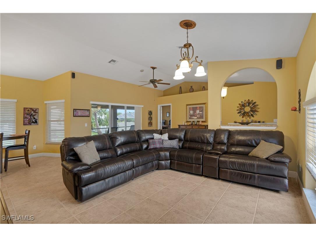 106 SW 11th Terrace Cape Coral FL 33991 225022453 image8