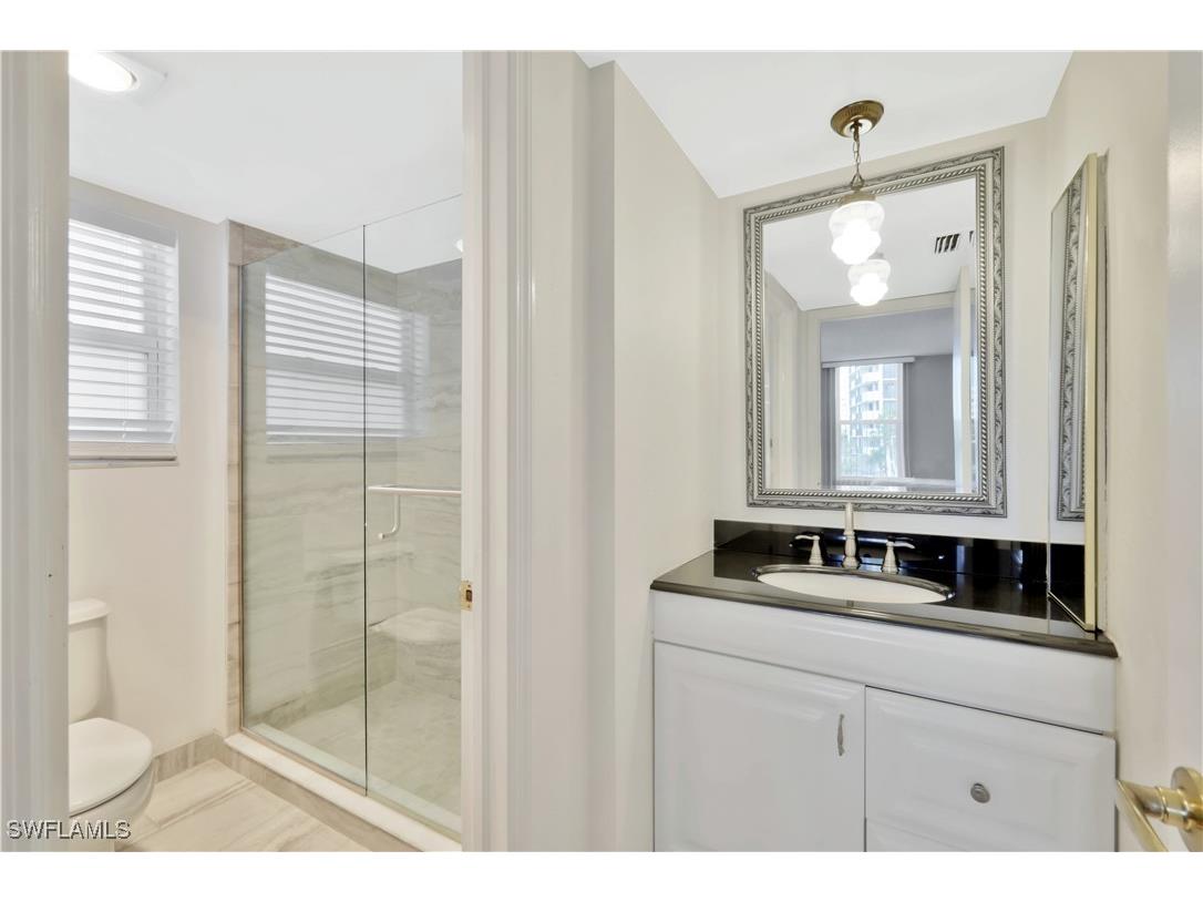 10701 Gulf Shore Drive #302 Naples FL 34108 225038625 image18