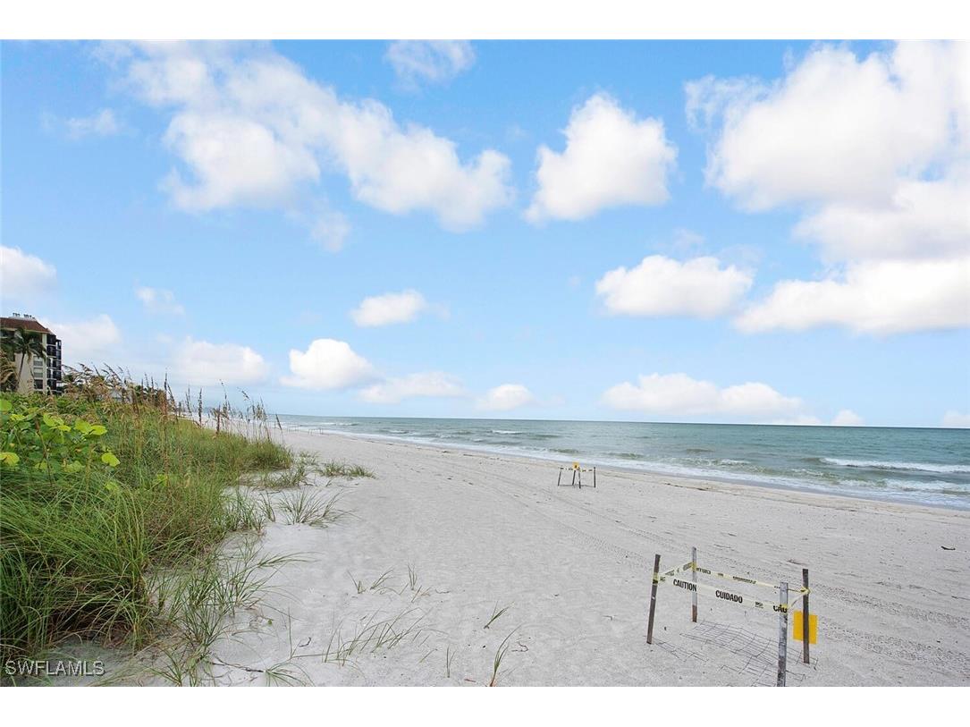 10701 Gulf Shore Drive #302 Naples FL 34108 225038625 image24