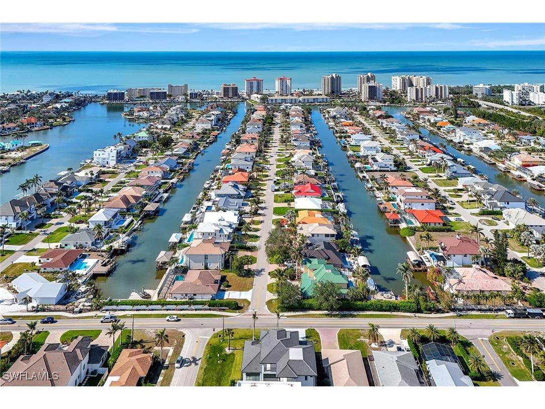 10720 Vanderbilt Drive Naples FL 34108 225007044 image14