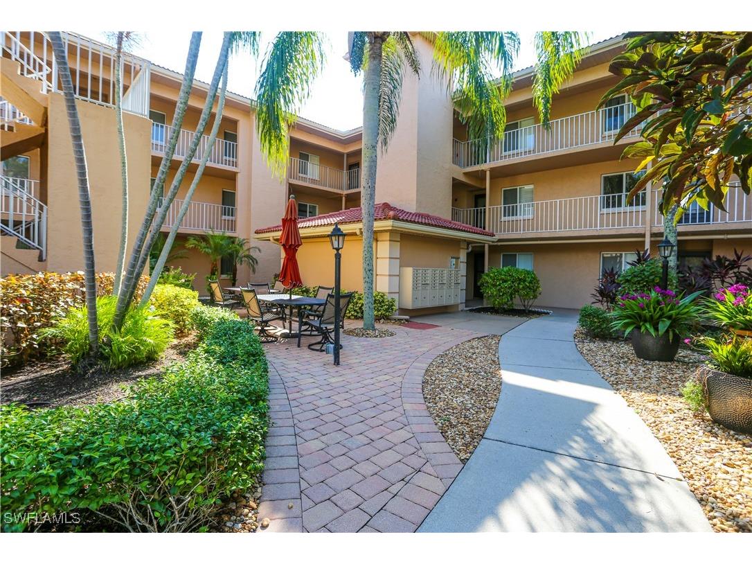 1075 Foxfire Lane #207 Naples FL 34104 225042706 image21