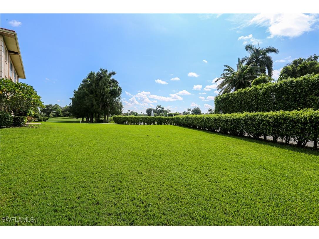 1075 Foxfire Lane #207 Naples FL 34104 225042706 image24