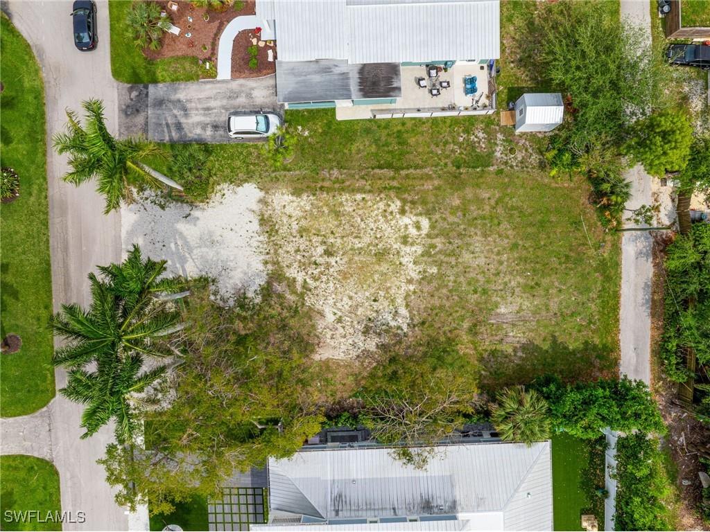 1084 Broad Avenue N Naples FL 34102 225010815 image13