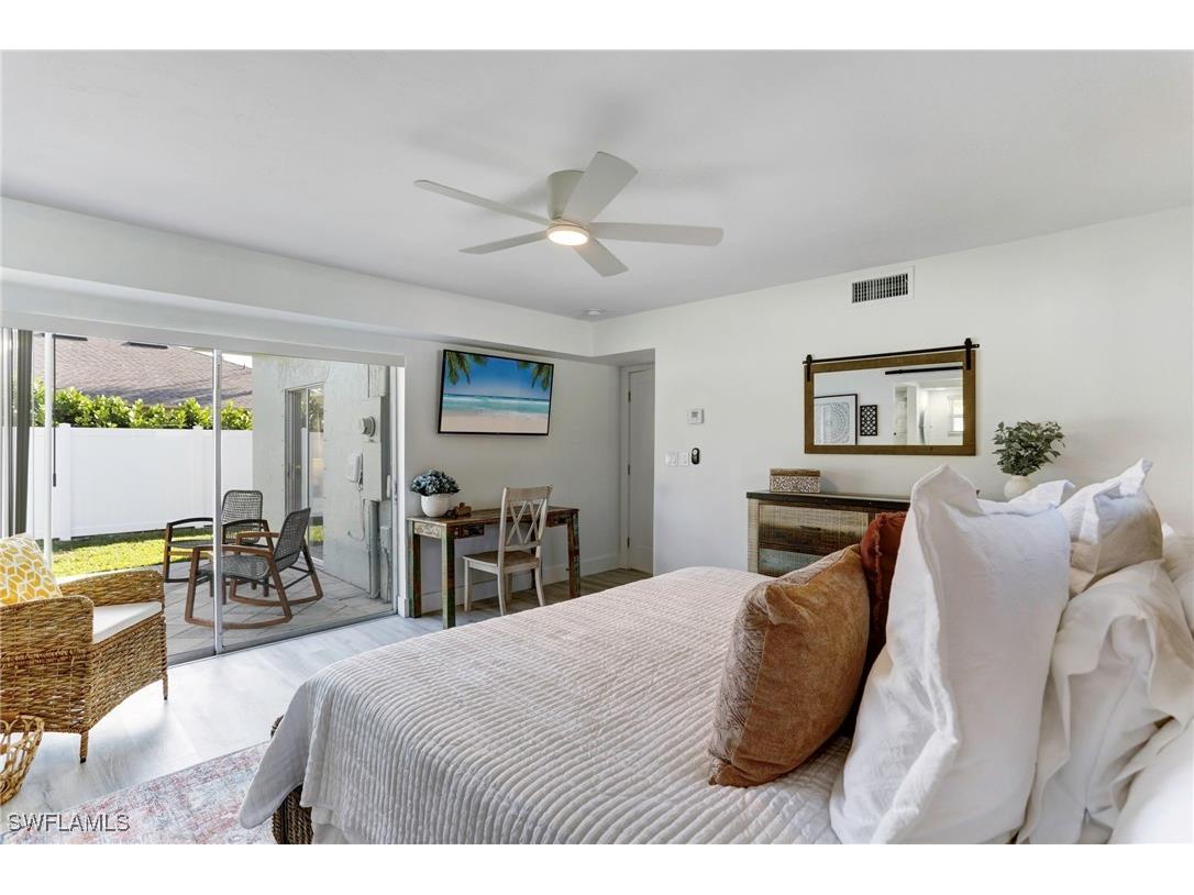 10842 Vanderbilt Drive Naples FL 34108 225044658 image10