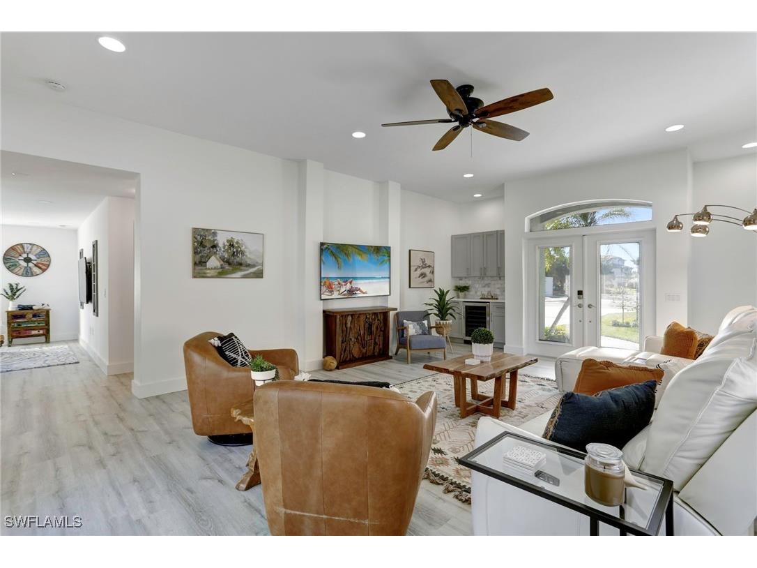 10842 Vanderbilt Drive Naples FL 34108 225044658 image2