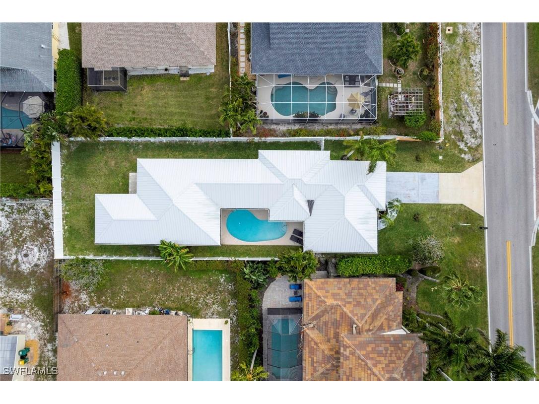 10842 Vanderbilt Drive Naples FL 34108 225044658 image27