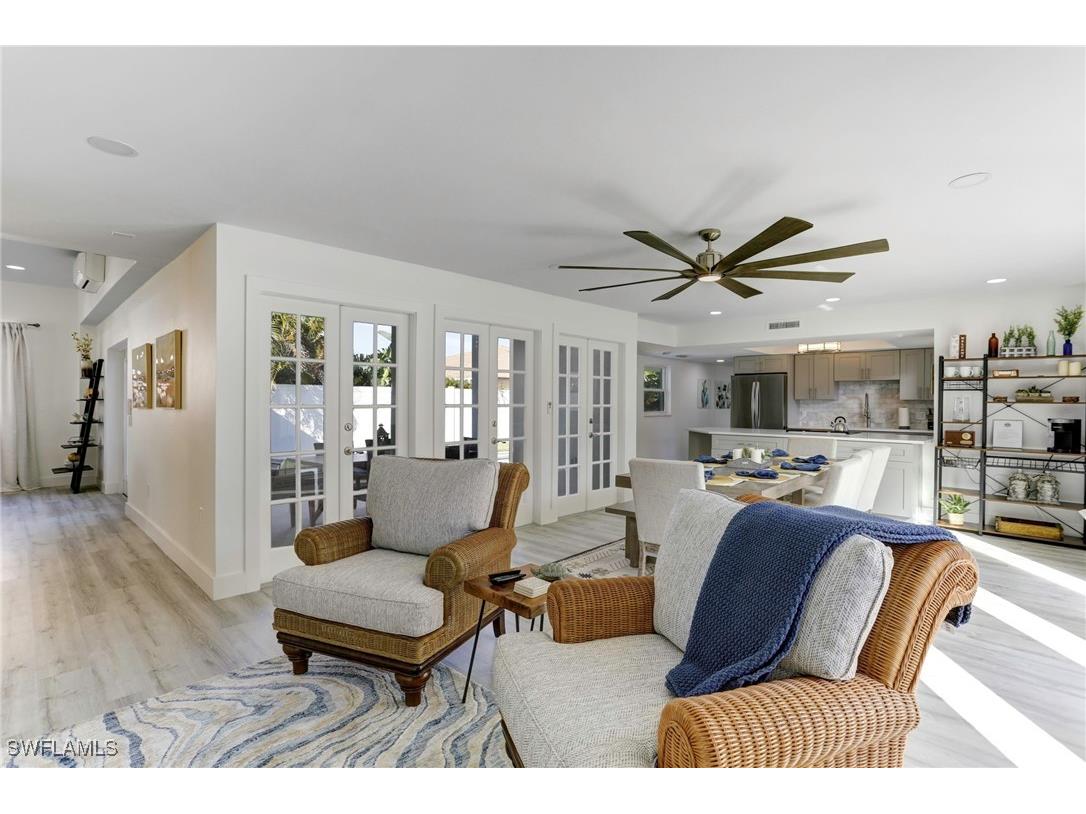 10842 Vanderbilt Drive Naples FL 34108 225044658 image4