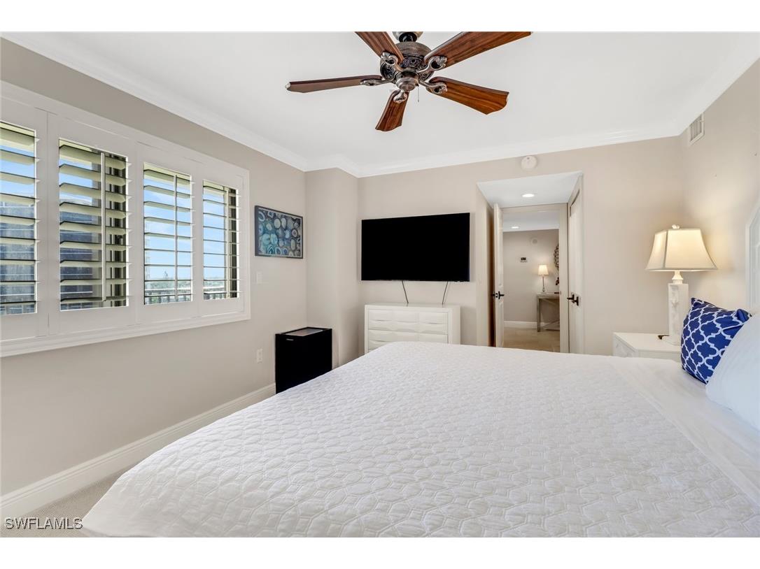 10851 Gulf Shore Drive #502 Naples FL 34108 225043316 image25